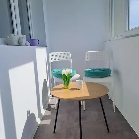 Rainbow Apartment *